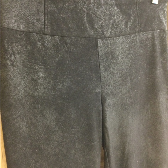 Highline Collective vegan leather leggings sz s/p - Picture 11 of 11